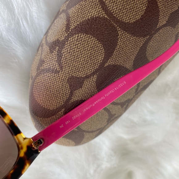 Coach tortoise fucsia sunglasses - Picture 6 of 9